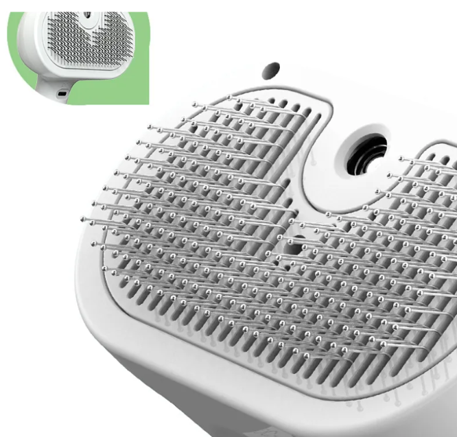 Alpha Paw FurGlide – Self-Cleaning Grooming Comb with Mist Spray | Deshedding Tool for Dogs & Cats